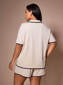 Lazeform Contrast Trim Lapel Loose Open Front Plus Size Women Pajama Set - Apricot - View 2