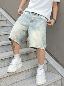 Manfinity EMRG Men's Loose Fit Pockets Relaxed Fit Denim Shorts, Holiday - Light Wash - View 3