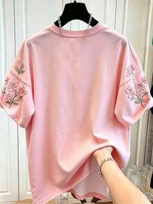 EMERY ROSE Áo thun nữ cỡ lớn in hình bướm thêu giả - Nhiều màu - Xem 2