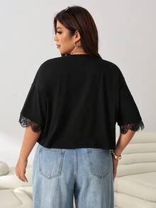 Solflare Kaos Wanita Ukuran Besar Warna Polos Leher Bulat Lengan Pendek Hitam Elegan untuk Kencan Malam Musim Panas - Hitam - View 2
