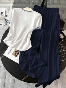 Resyla Conjunto Casual de 2 Peças com Camiseta Plissada de Manga Curta e Estampa de Cavaleiro e Calça para Mulheres - Multicolorido - Visão 2