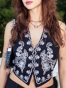 Ananda Vibes Apricot Base Black Floral Embroidered Halter Backless Bowknot Crop Top, Suitable For Music Festival - Black and White - View 5