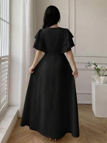 Celisse Gaun Panjang Wanita dengan Leher Bulat, Lengan Ganda Berkerut, Pinggang Ramping, dan Resleting Belakang - Hitam - View 2