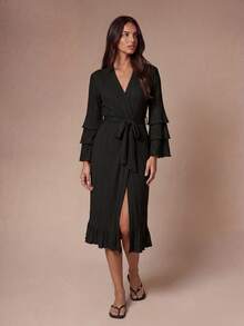Lazeform Bata informal de mujer con cuello en V, manga larga y lazo delantero, bata holgada con mangas acampanadas y ribete de volantes - Negro - Ver 1