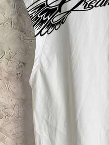 Manfinity ZONE917 Men Boxy Cropped Casual Fashion Cursive English Angel Wings Art Print White Short All-Cotton Tank Top, Holiday - Multicolor - View 3