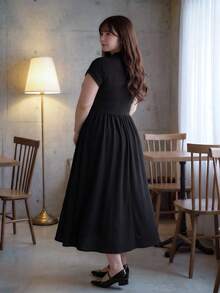 Bijouette Limited Edition End Of Cherry Blossom Season Plus Size Black Mock Neck Cinched Waist Flared Dress. Fitted Knit Top Paired With Flowy A-Line Skirt, Perfect For Hiding Tummy And Hips, Flattering For Pear And Apple Shapes. Suitable For Commuting, Dates, Outings, And Flower Viewing In Early Summer. Elegant Japanese-Inspired Slimming Dress. Suitable For Golden Week Travel Outfits, Exclusive For Plus Size Women, Versatile And High-End. - Black - View 2