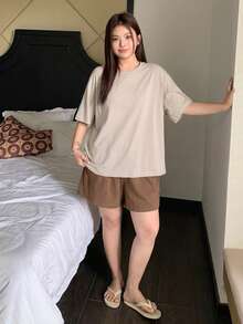 Dazy Plus 2件組休閒居家服套裝，寬鬆短袖上衣與鬆緊腰短褲，春夏季大尺碼女款睡衣 - 杏色 - 查看 5