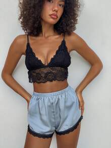 DAZY Set Piyama Wanita Musim Panas Seksi dengan Atasan Cami Crop Berenda Transparan dan Celana Pendek - Biru - View 6