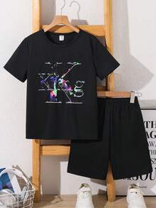 SHEIN 兒童青少年男童休閒簡約圓領短袖T恤與短褲2件組，適合夏季，時尚經典King文字圖案印花，適合通勤、上學、日常休閒出遊、運動，適合春夏季節 - 黑色 - 查看 5