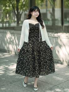 Bijouette Đầm maxi cổ chữ V xếp ly xẻ tà màu đen họa tiết hoa anh đào phiên bản giới hạn cuối mùa. Giữ nguyên kiểu dáng bán chạy nhất, tôn dáng và giúp thon gọn. Nền đen với họa tiết hoa nhí trắng phủ khắp. Cổ chữ V xếp ly, eo chun, xẻ tà cao. Hoàn hảo để che khuyết điểm vòng bụng và làm thon gọn dáng người quả lê/quả táo, phù hợp với mọi kích cỡ. Được làm từ vải chiffon cho đầu hè, thích hợp cho đi làm, hẹn hò, tham quan. Lý tưởng cho các chuyến đi chơi trong Tuần lễ Vàng, đầm maxi hoa nữ tính dành riêng cho phụ nữ cỡ lớn, có sẵn màu đen và trắng. - Đen và trắng - Xem 8