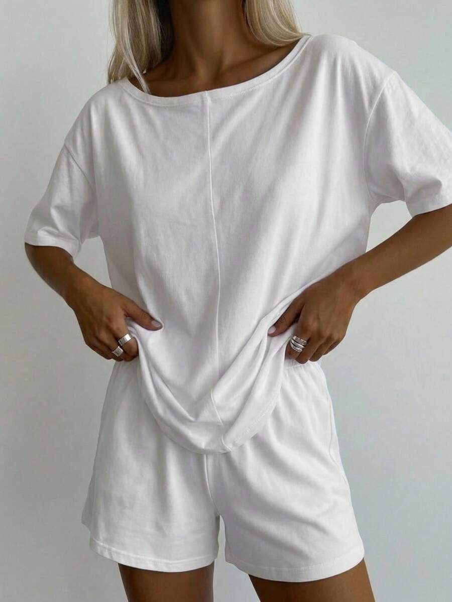 Livesso 女款純色圓領短袖上衣與短褲休閒日常家居服套裝 夏季睡衣 - 白色 - 查看 1