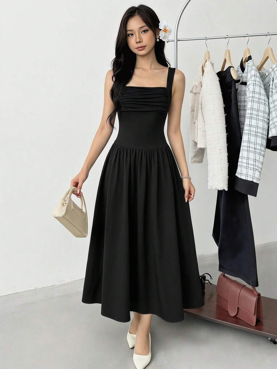 SHEIN Teen Girls' Black Solid Color Knit Minimalist Elegant Versatile Ruched Bust Cinched Waist Mid-Length Dress - Black - View 1