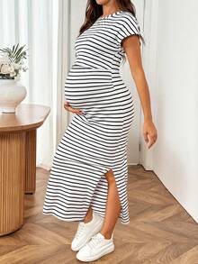 SHEIN Summer Outfit, Coming Home Outfits Maternity Basic Striped Nursing Dress, Round Neck Short Sleeve Fitted Casual Photoshoot Nursing - White - View 6
