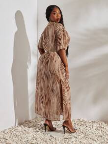 SHEIN SXY Plus-Size Brown Animal Print Button-Down Slit Long Semi-Sheer Short-Sleeved Shirt/Blouse - Multicolor - View 3