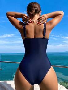 Swim Lushoire Baju Renang Terusan Bergaris dengan Detail Silang di Dada, Terbuat dari Kain Khusus - MultiWarna - View 2