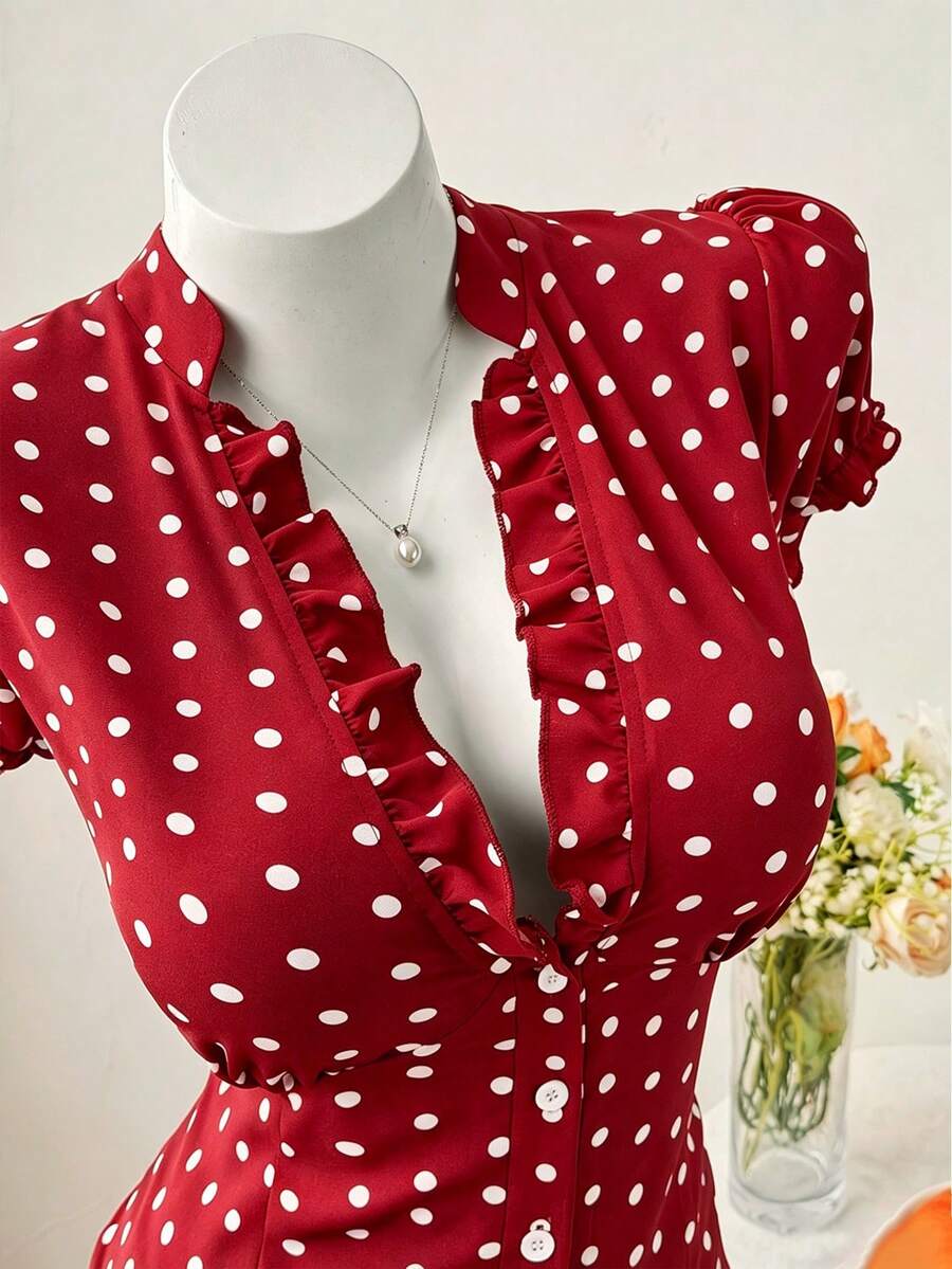 Sweetra Áo blouse nữ size lớn phong cách thời trang tối giản đa năng, họa tiết chấm bi độc đáo, thanh lịch ngọt ngào, tay ngắn, dáng ôm slim fit - Đỏ - Xem 1