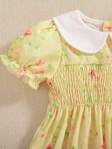 Souflis Souflis 女婴夏季可爱经典浅黄色碎花连衣裙，白色彼得潘领撞色设计，前片褶裥，适合休闲、度假、户外活动穿着。 - 彩色 - 查看 6