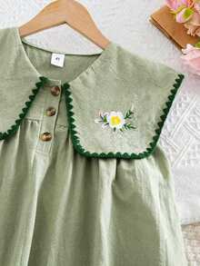 SHEIN Young Girl Pastoral Floral Embroidered Floral Pattern Ruffle Collar Dress, Versatile Floral Pattern Round Neck Ruffle Trim Contrast Color Dress,Girls' Floral Embroidered Dress, Peter Pan Collar, Ruffle Trim, Contrast Color Dress - Mint Green - View 9