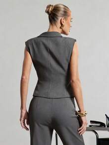Hauture Women's Sexy Solid Color Sleeveless Blazer Vest With Stylish Gold Metal Trim - Grey - View 5