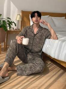 DAZY Set Piyama Kemeja dan Kaos Motif Bunga Pria, Musim Panas - MultiWarna - View 2