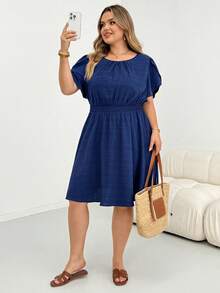 SHEIN CURVE+ Robe mi-longue à manches en pétale et taille cintrée pour femmes grandes tailles - Bleu azur - Voir 9