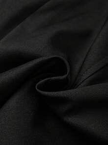 GlowEve CURVE 女款大尺碼側邊拉鍊短套裝面料休閒度假短褲 - 黑色 - 查看 5