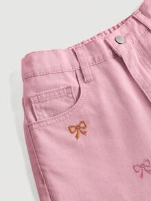 SHEIN Girlism 青少年女孩時尚休閒 Y2K 復古酷街頭 Y2K 石洗休閒寬鬆高腰清新可愛蕾絲蝴蝶結刺繡藍色寬版牛仔長短褲，印有花卉與字母圖案，女孩夏季波西米亞度假狂歡音樂會街頭穿搭，百搭時尚，適合兒童服飾青少年女孩日常穿著及兒童春夏季狂歡節服裝街頭穿搭 - 彩色 - 查看 3