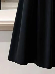 Franclia 女款 A 字版型百褶素色休閒百搭裙 - 黑色 - 查看 5
