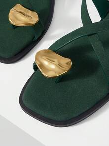MOTF PREMIUM LADIES BURGUNDY CASUAL FASHION COMMUTER AND VACATION STYLE MINIMALIST CASUAL OPEN-TOED CROSSING FLAT SANDALS SUMMER SHOES - velvet green - View 5