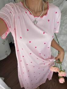 CottageSlumber Rosa geripptes lockeres Kurzarm-Nachthemd mit Saum und Herzmuster für Damen - Pink - Übersicht 5