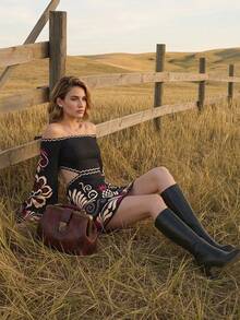 CAJUNI Vestido mini de fiesta con estampado floral, hombros descubiertos y diseño calado para mujer - Multicolor - Ver 3