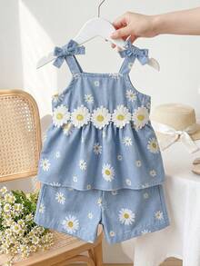 SHEIN Vintaside Kids 女嬰夏季無袖背心時髦清爽休閒數位印花背心背心搭配簡單休閒短褲套裝，適合夏季出遊、海邊度假或日常休閒穿著 - 藍色 - 查看 5