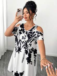 SHEIN Clasi 大尺碼女款休閒碎花露肩洋裝 - 彩色 - 查看 8
