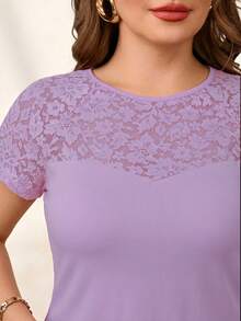 Reflora Plus Size Fashionable Elegant Round Neck Contrast Lace T-Shirt - Mauve Purple - View 4