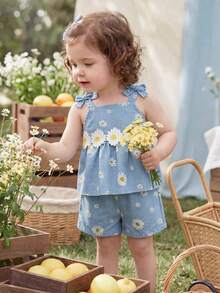 SHEIN Vintaside Kids 女嬰夏季無袖背心時髦清爽休閒數位印花背心背心搭配簡單休閒短褲套裝，適合夏季出遊、海邊度假或日常休閒穿著 - 藍色 - 查看 6