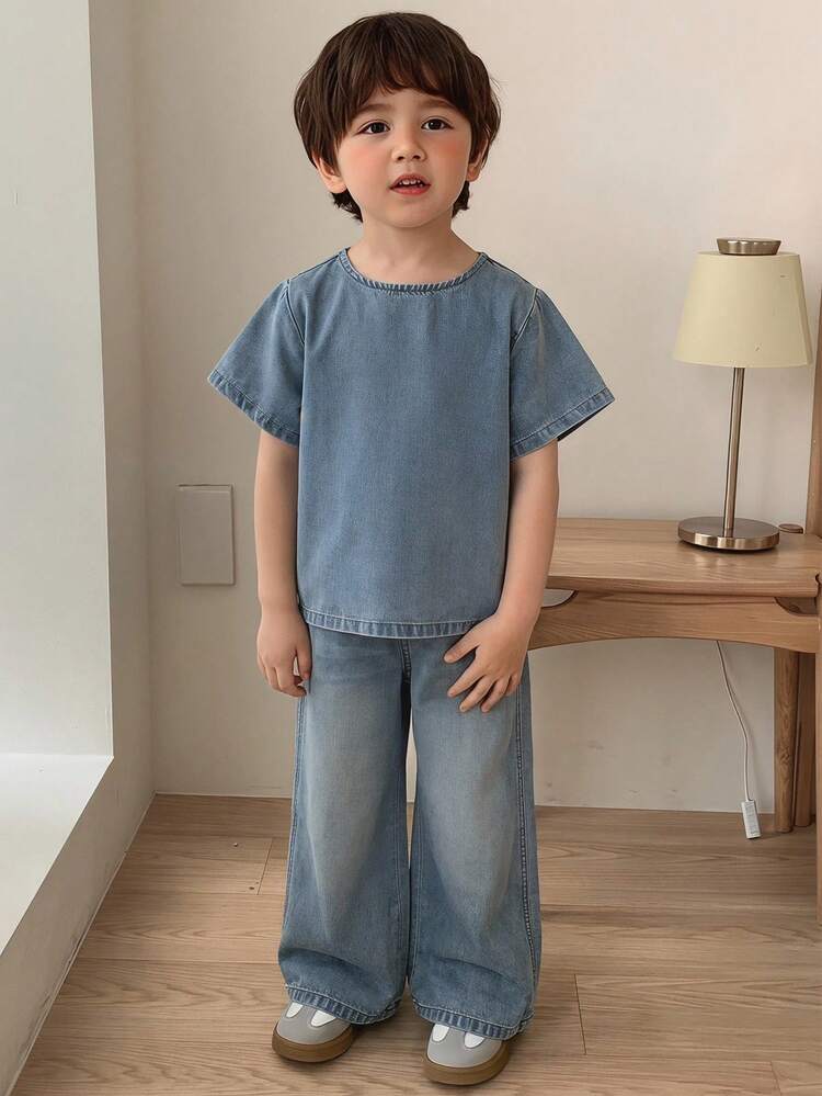 Casual Loose Short Sleeve Top + Straight Leg Loose Pants Boys Denim Outfit (Small)