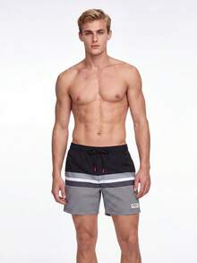 Manfinity KASUA Men Loose Striped Beach Shorts In Vacation Style Milk Silk Lining - Black - View 4