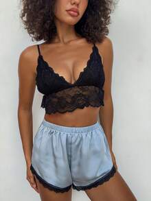 DAZY Set Piyama Wanita Musim Panas Seksi dengan Atasan Cami Crop Berenda Transparan dan Celana Pendek - Biru - View 4