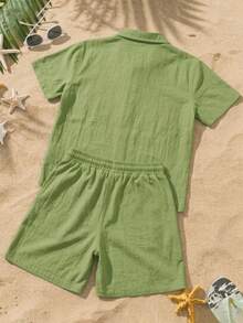 Manfinity RSRT 2pcs Men's Beach Outfit, Short Sleeve Button-Up Shirt And Drawstring Shorts Summer Holiday Set - Green - View 2