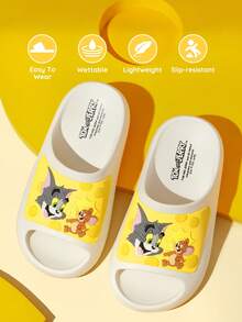 TOM & JERRY X SHEIN 米色卡通男孩拖鞋，EVA輕量材質，腳趾保護，適合室內、淋浴或海灘使用，幼兒和兒童尺寸，夏季服飾，春季服飾，海灘，度假 - 米色 - 查看 1