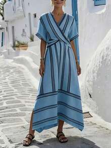 SHEIN Tall 夏季新品：V領時尚洋裝－短袖、對比寬窄條紋、寬鬆長版剪裁。這件法式復古單品融合度假魅力與辦公室優雅，修身顯瘦A字版型，適合高個女性 - 水藍色 - 查看 4