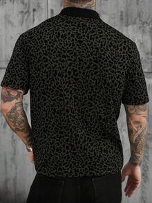 Manfinity CasualCool 男士大尺碼短袖紋理布料領子 Polo 衫，適合外出、聚會、派對與典禮場合 - 軍綠色 - 查看 2