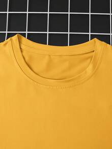 Manfinity Homme Men's Solid Color Round Neck Short Sleeve Casual Top Tee - Yellow - View 6