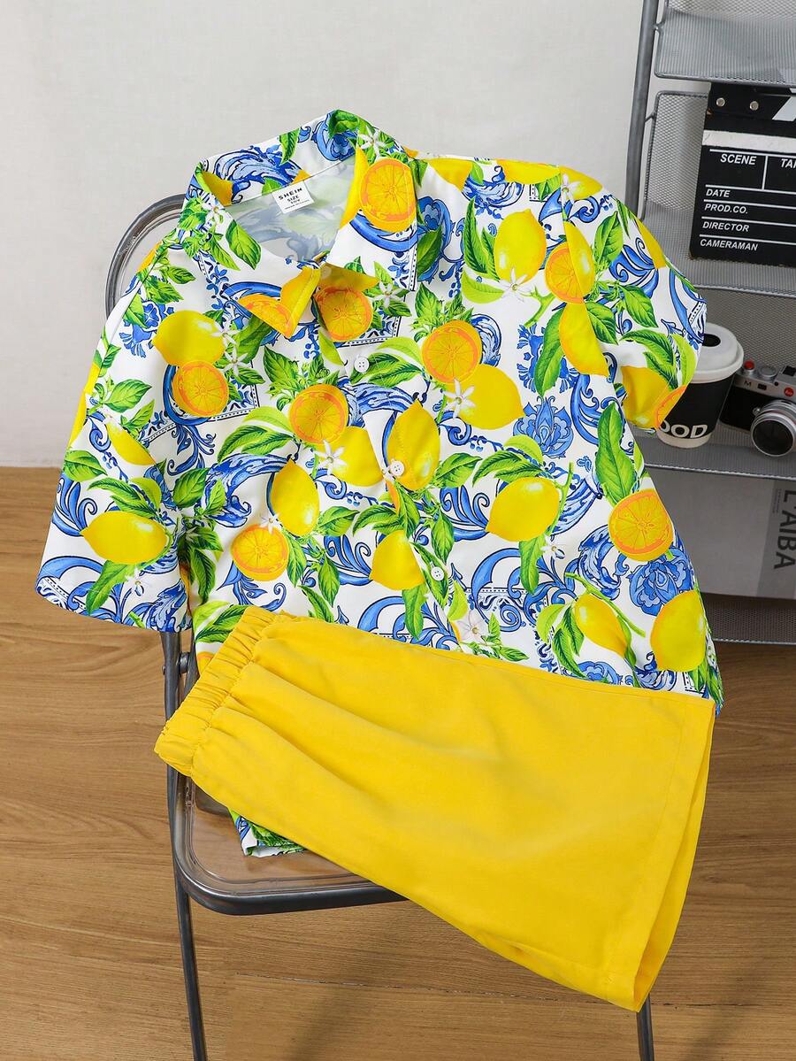 SHEIN 2件組兒童青少年男童休閒度假檸檬印花領子上衣黃色短褲柔軟上衣，夏季上衣，夏季短褲，男童套裝兒童套裝，適用於春季/夏季、情人節、約會、夏季穿搭、島嶼風格、海灘週末、家庭聚會、返校、婚禮季節、運動、生日派對