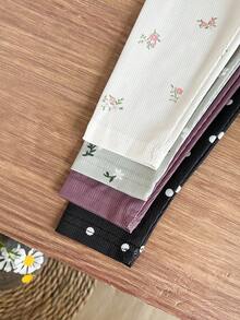 SHEIN Vintaside Kids 4件組女嬰休閒可愛黑色與白色波點、紫紅色、白色波點、粉色與白色花卉、純色內搭褲長褲 秋季 - 彩色 - 查看 6