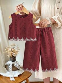 SHEIN 女嬰時尚下擺刺繡背心上衣與長褲套裝 - 酒紅色 - 查看 3