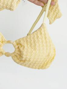 Swim Vcay 卡士達黃甜美女孩風紋理面料細肩帶三角杯前鏤空綴珠可調肩帶上衣側鏤空扣環三角泳褲 活力甜美女孩風 夏季度假 音樂節 海灘派對 泳池派對 吸睛亮眼 個性化上鏡 活力氛圍 悠閒度假 清新青春 夏季海灘 活力上鏡 海灘穿搭 上鏡必備 休閒青春 活力海灘打卡造型 亮眼活力氛圍 溫柔青春清新上鏡 夏季限量甜美女孩造型 - 黃色 - 查看 7