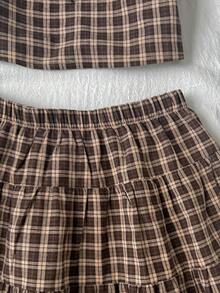 SHEIN Bộ 2 món áo camisole dệt jacquard vân nổi phối gấu bèo và chân váy skort dáng chữ A xếp tầng cho bé gái tuổi teen, trang phục thường ngày phong cách vintage đi chơi và du lịch mùa xuân hè - Màu Khaki - Xem 5