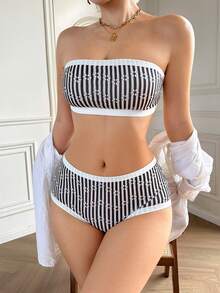 Napfluff 2pcs Comfortable & Elegant Bandeau Bra Set - Black and White - View 1