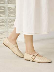 MOTF PREMIUM SEPATU FLAT MARY JANE KASUAL BERMOTIF BUAYA, NYAMAN, DAN SERBAGUNA UNTUK NATAL DAN MUSIM SEMI - Aprikot ringan - View 8